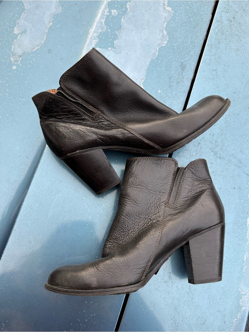 Black Leather Block Heel Ankle Boots - Women